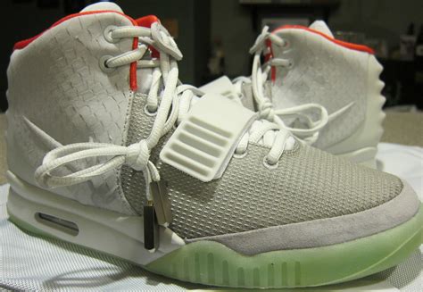 Nike Air Yeezy 2 Pure Platinum 